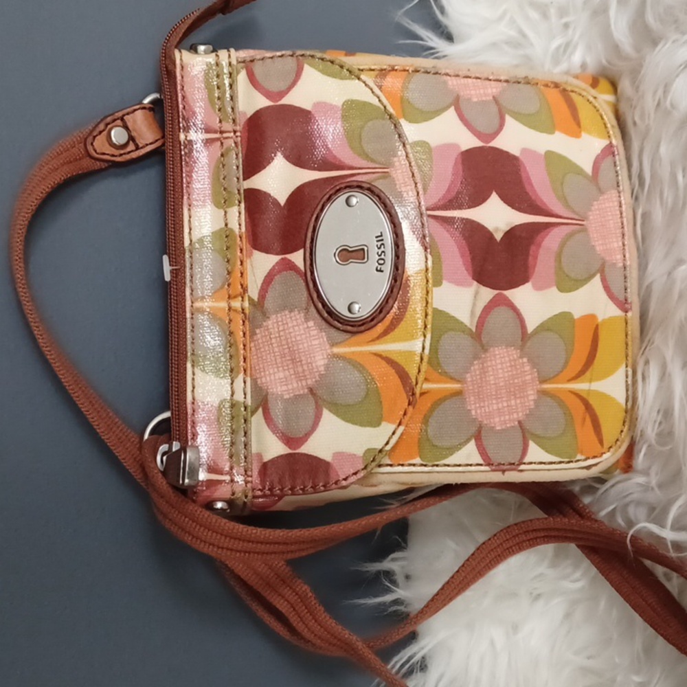 Fossil crossbody